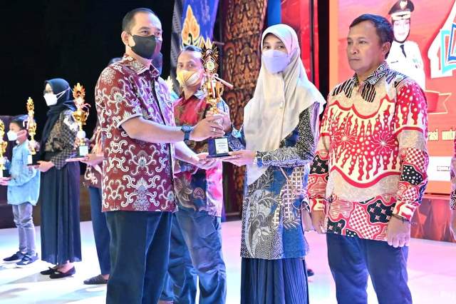 Pemkab Sukoharjo Gelar Gebbraks di Alun-alun, Ada Pameran Buku hingga Pentas Budaya