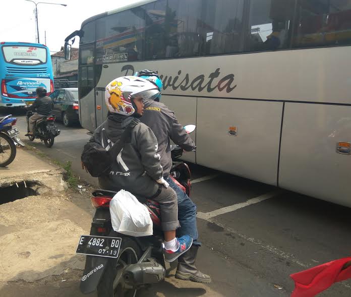 pemudik-pantura_20170629_171050.jpg