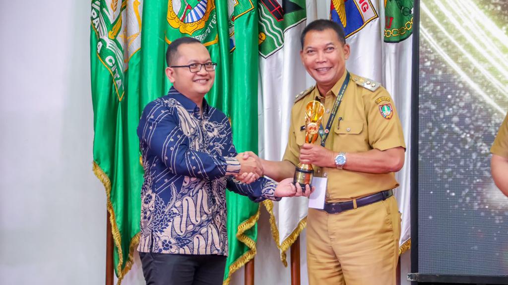 Kota Solo Raih Penghargaan Kota Sangat Inovatif di Inovative Government Award