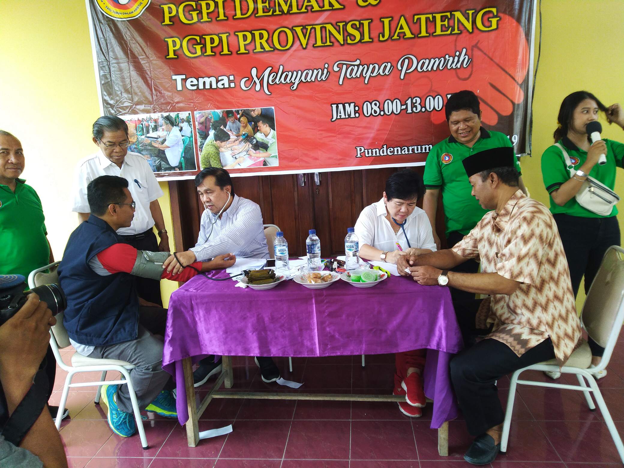 Sambut Paskah, PGPI Demak Gelar Pengobatan Gratis di Gereja Punden Arum