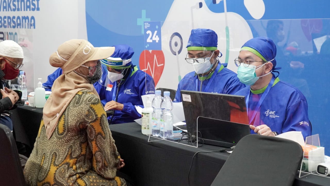 Sentra Vaksinasi Covid-19, Program BUMN untuk Percepat Program Vaksinasi Lansia