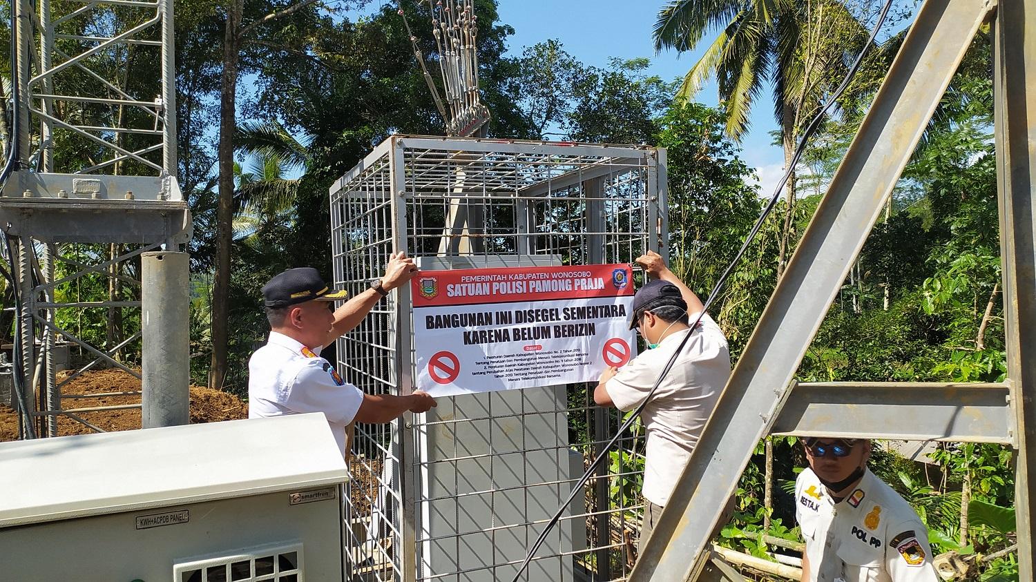 Penegakan Perda, Menara Telekomunikasi Belum Berizin Disegel Satpol PP Wonosobo