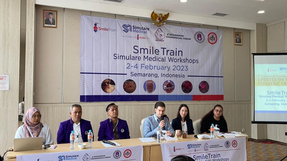 Perapi Jateng-DIY Adakan Smile Train Medical Workshops, Praktik Operasi Sumbing dengan Alat Peraga