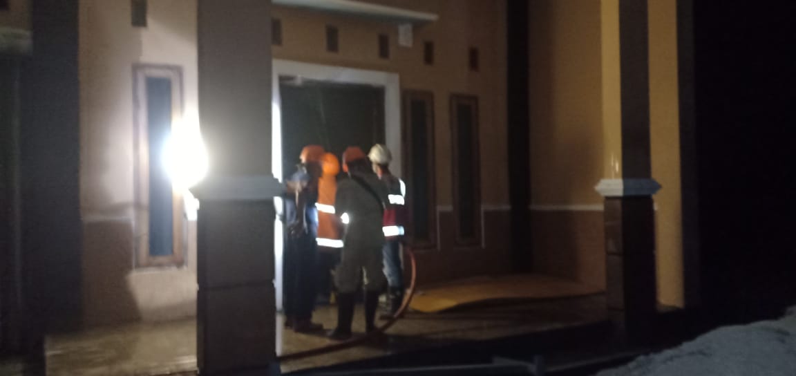 Diduga Korsleting Listrik, Sebuah Rumah di Desa Katonsari Demak Terbakar