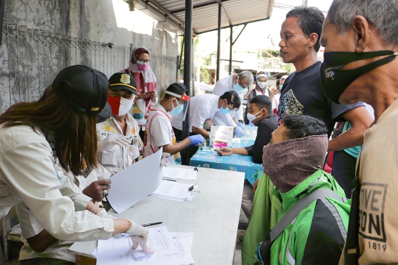 Operasi Masker di Kota Semarang: Tak Hanya Diberi Sanksi, Pelanggar Langsung Dites Rapid, Hasilnya?