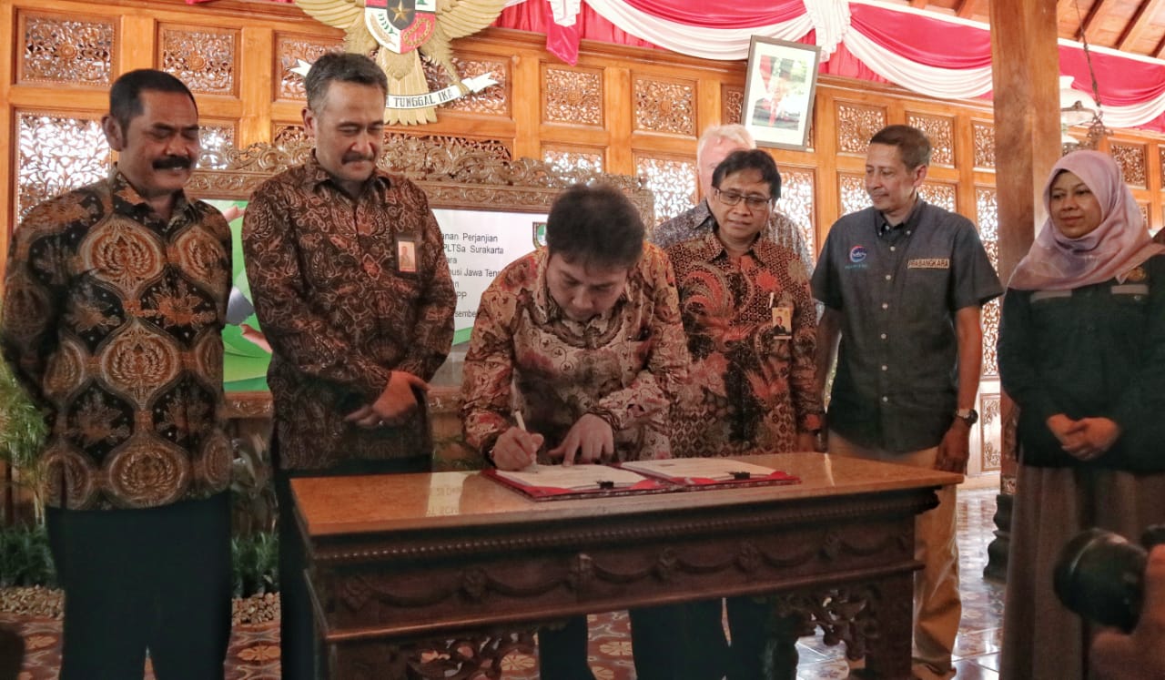 PLN Targetkan Pemakaian Energi Baru Terbarukan Pembangkit Listrik Tenaga Sampah 23% pada 2025