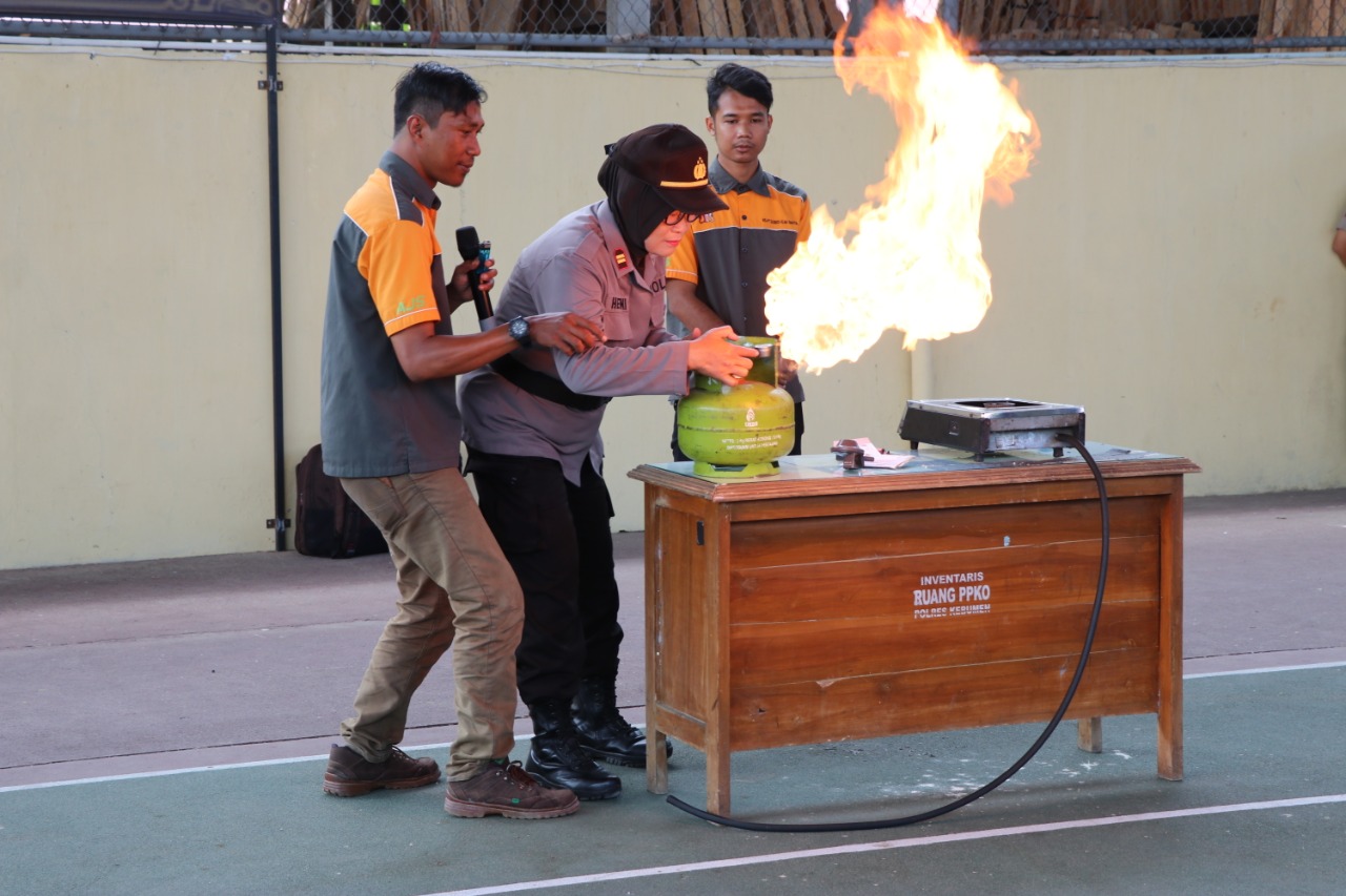 praktik-antisipasi-kebocoran-gas.jpg