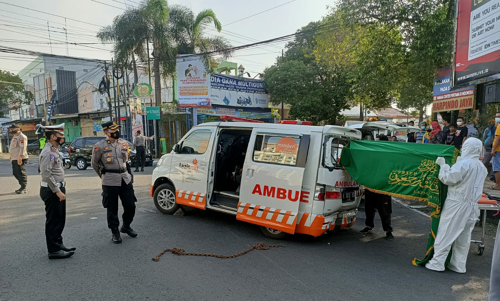 BREAKING NEWS: Kecelakaan Truk Tabrak Ambulans Bawa Jenazah Kades di Bleber Pati, 1 Meninggal