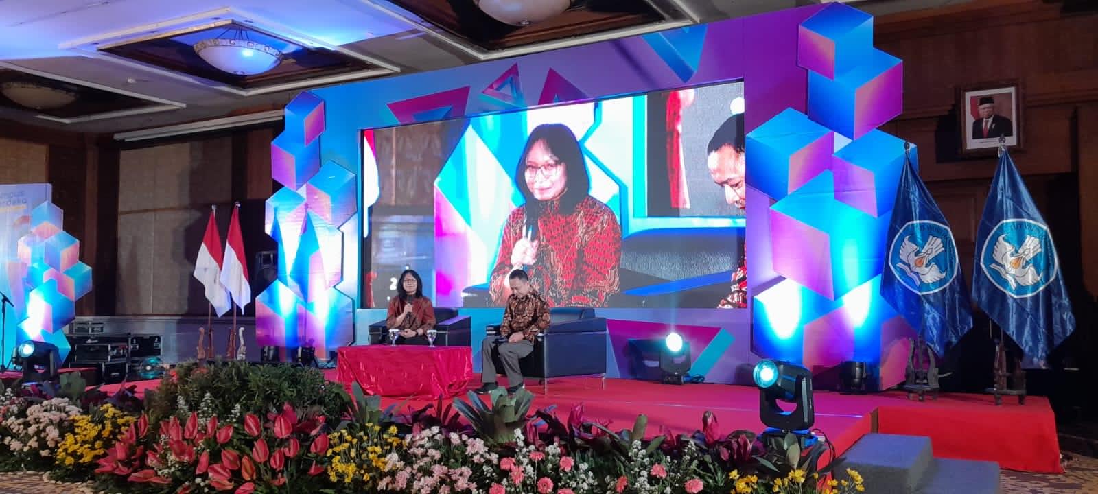 Kemendikbud Ristek Siapkan Insentif Rp 100 Juta atau Akreditasi Bagi PTS yang Merger