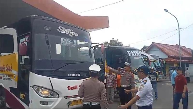 Jelang Libur Nataru, Dishub Jateng Siapkan Posko dan Periksa Armada Transportasi