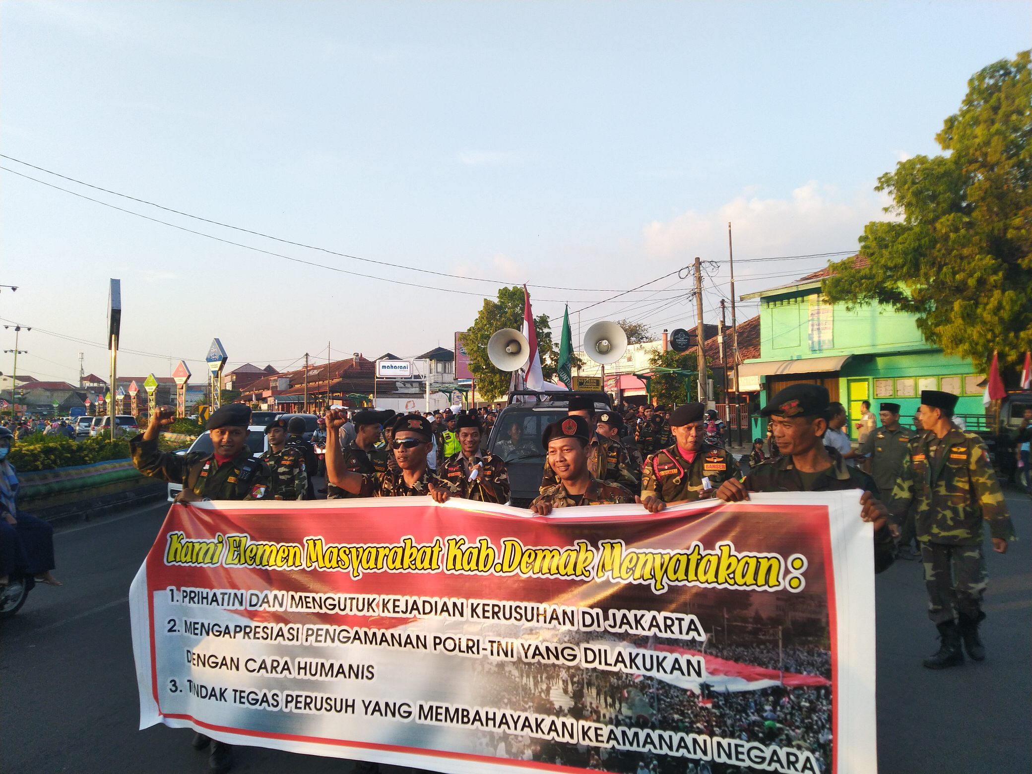 Dukung TNI Polri, Ratusan Anggota Ormas di Demak Gelar Aksi Damai