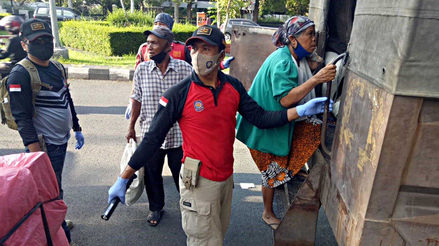 Satpol PP Semarang Razia Manusia Karung dan Gerobak, Warga Diimbau Sedekah di Tempat Resmi