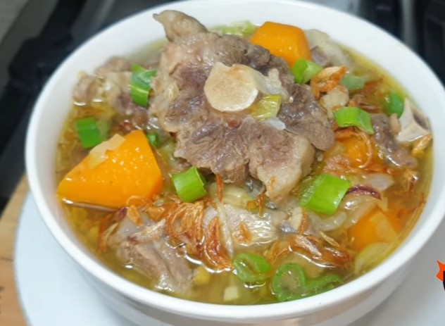 Resep Sop Buntut Nikmat Cocok untuk Buka Puasa