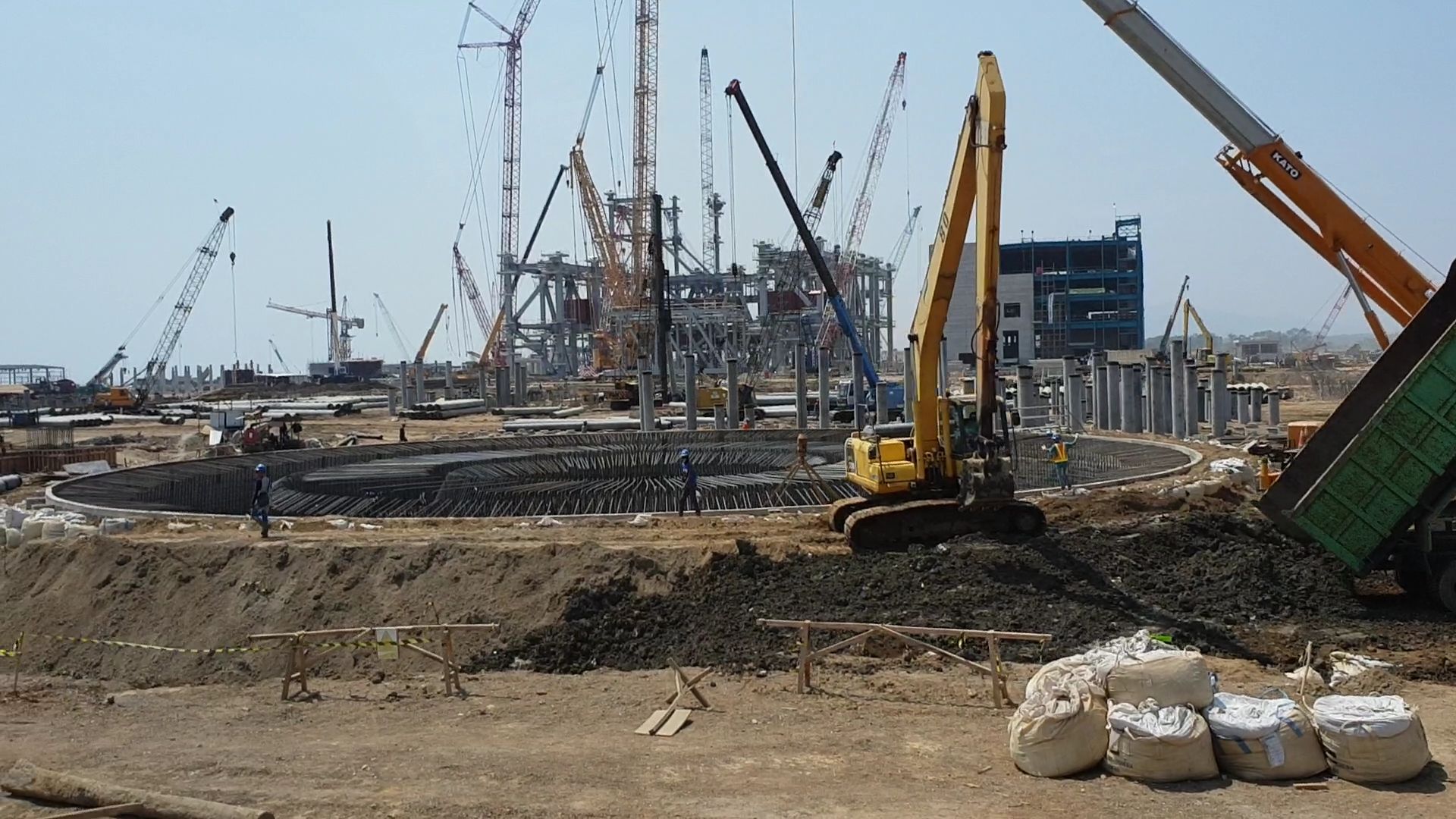 Komang Berharap PLTU Tanjung Jati B Unit 5 dan 6 Rampung 2021