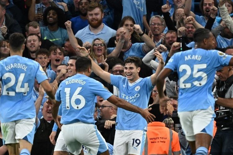 selebrasi-julian-alvarez-dalam-laga-pekan-kedua-liga-inggris-2023-2024.jpg