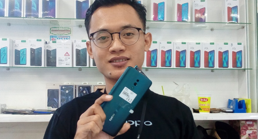 Ini Spesifikasi dan Keunggulan Oppo Reno dengan Kamera Pivot-nya