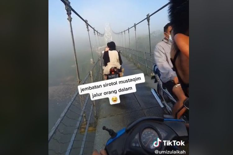 Video Viral Jembatan 'Sirotol Mustaqim' Magelang