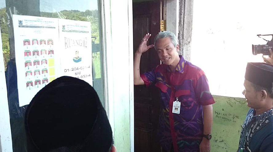 Pegawai Dikontrak Tiap Tahun