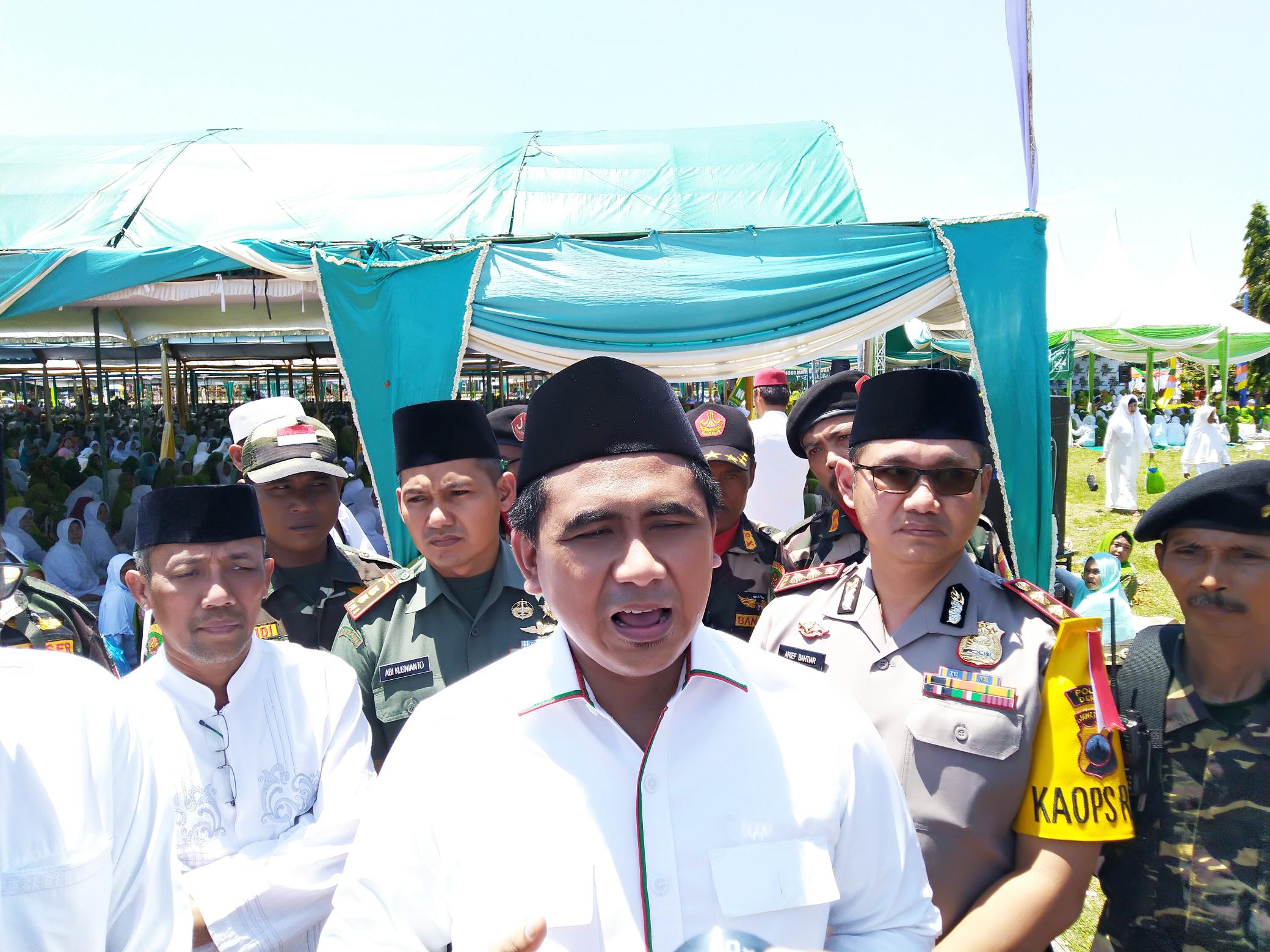 10.000 Emak-emak Berkumpul di Alun-alun Demak Ikuti Demak Berdzikir