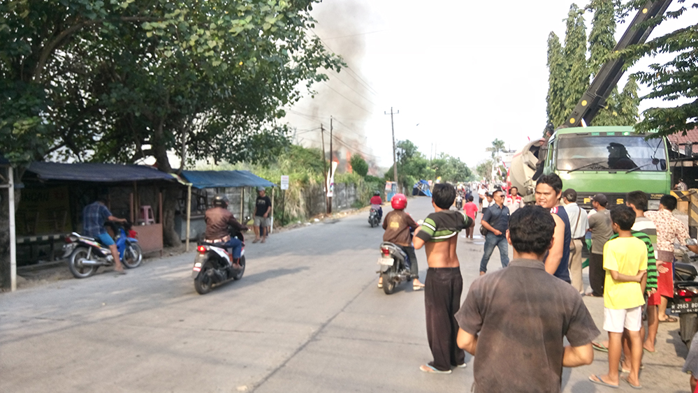 Hotline Semarang : Bermunculan Lapak-lapak Liar di Klipang Pesona Asri