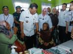 20250730_Gubernur-Jateng-Ahmad-Luthfi-sapa-warga-saat-Cek-Kesehatan-Gratis_1.jpg