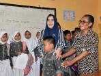 20250807_Bupati-Pekalongan-Fadia-Arafiq-saat-meninjau-SDN-02-Sengare_1.jpg