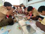20250821_peserta-didik-SLB-Negeri-Ungaran-Makan-Bergizi-Gratis-MBG_1.jpg
