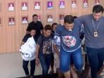 Akhir Pelarian Anggun Sopir Bank Jateng Wonogiri Bawa Kabur Rp10 M, Dibekuk saat Tidur di Rumah Baru