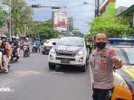 Ibu-Ibu Tergeletak Tewas Terlindas Bus di Simpang Kabangan Solo, Sopir Terduduk Lemas di Tepi Jalan