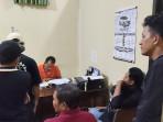 20250912_orang-tua-korban-pelecehan-di-Brebes_1.jpg