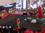 Rahmawati Kagumi Kelihaian Atlet Barongsai di Mal Queen City 