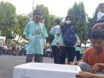 Mahasiswa UMK Gelar Mancing di Boks Stirofoam Berisi Ikan Lele dan Nila
