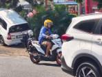 BREAKING NEWS: Kecelakaan Innova Putih Tabrak Pohon di Gajahmungkur Semarang, Lalulintas Macet