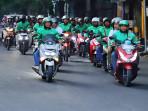 20251003-_-Bupati-Kudus-Sarapan-Bareng-Driver-Ojol.jpg