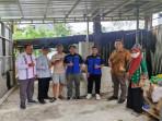 20251004_Foto-Bersama-Tim-pengabdian-masyarakat-dari-Unnes.jpg