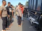20251007_motor-bertabrakan-dengan-truk.jpg