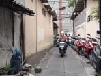 20251008-_-Parkir-di-Jalan-Inspeksi-Sekayu-Semarang.jpg