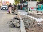 20251014_PENATAAN-TROTOAR-Wajah-Jalan-A-Yani-di-Kabupaten-Batang.jpg