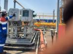 20251014_Petugas-mengecek-tegangan-aliran-gas-bumi_1.jpg