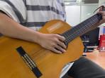 20251014_ilustrasi_gitar.jpg