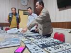 20251030_POLISI-Sejumlah-plat-kendaraan-yang-menjadi.jpg