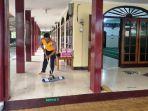 Sambut Bulan Suci Ramadan 1445 H, Polres Sukoharjo Gelar Bakti Religi Bersihkan Masjid dan Musala