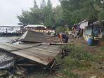 Anjungan-warung-di-Objek-Wisata-Pantai-Muarareja-Indah-Kota-Tegal.jpg