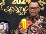 Assoc-Prof-Akhmad-Darmawan.jpg