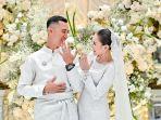 Ayu-Ting-Ting-Resmi-Dilamar-Muhammad-Fardhana-TNI-Lettu-Yonif-509-Jember.jpg