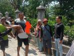Bonang-bersama-warga-Desa.jpg