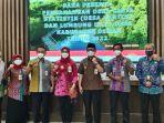 Bupati-Demak-bersama-Wakil-Bupati-dan-PJ-Sekda-mencanangkan-dua-Desa-Cinta-Statistik.jpg