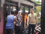 Bupati-Kendal-Dyah-Kartika-Permanasari-meninjau-lokasi-rumah-yang-terbakar.jpg