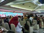 Bupati-dan-walikota-se-Jateng-mengikuti-Rakor-terbatas-bidang-pangan-Provinsi-Jateng.jpg