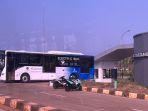 Bus-listrik-saat-beroperasi-di-area-Kawasan-Industri-Terpadu-Batang-KITB.jpg